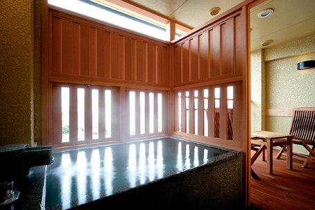 露天風呂付スイート【風の庭】