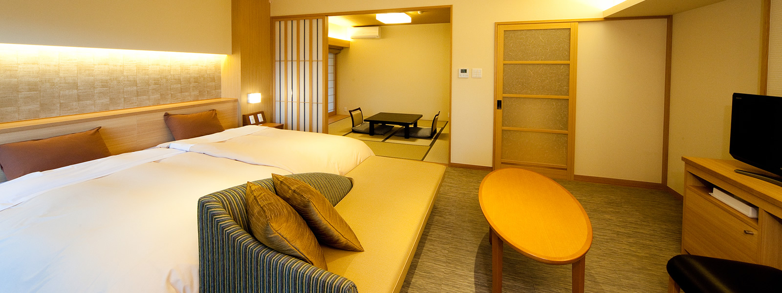 源泉露天風呂付テラススイート 風の泉